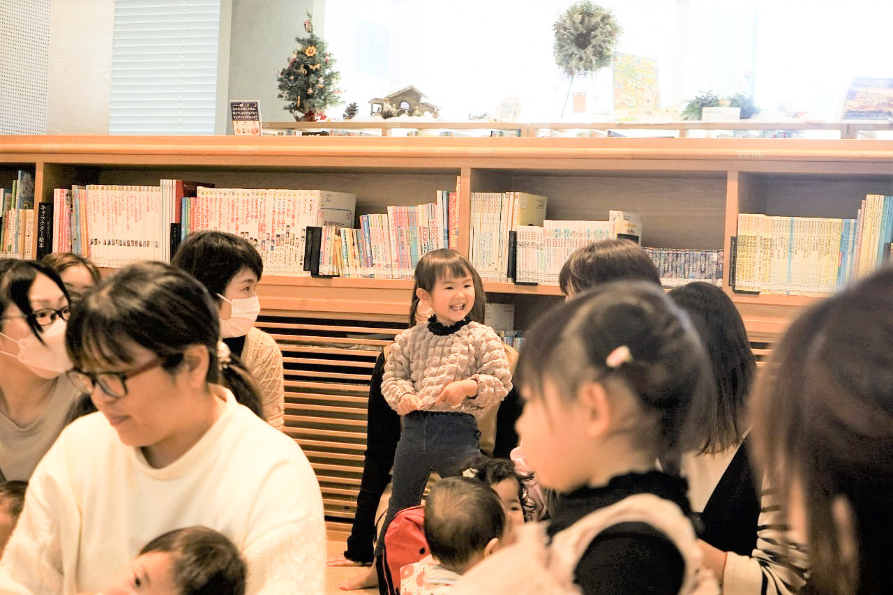 おんがくとえいごのおはなしの日 | イベント | レポート | 延岡市駅前 ...